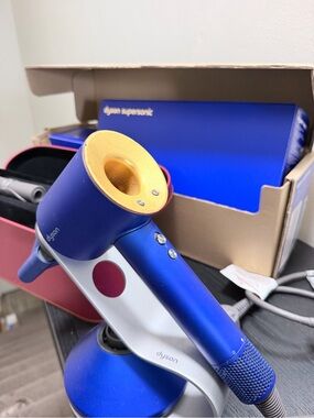 Dyson Supersonic Hair Dryer – Blue with Gold Accents